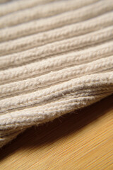 Detalle de calcet&iacute;n blanco de deporte 