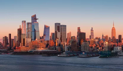 Printed kitchen splashbacks Aerial view of New York City skyline with Hudson River Park and Manhattan skyscrapers at sunset. Midtown high-rises, Hudson Yards and Chelsea Piers