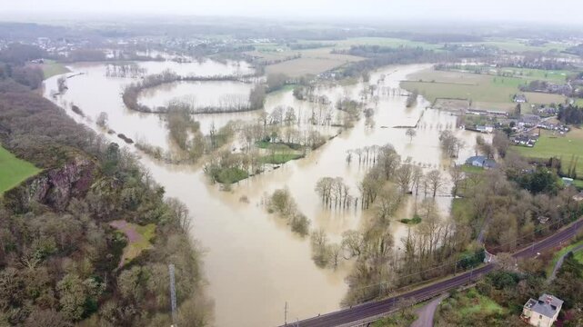 Inondations et crues historiques 2025 de la Vilaine au sud de Rennes, Le Bo&euml;l, Bruz, Guichen