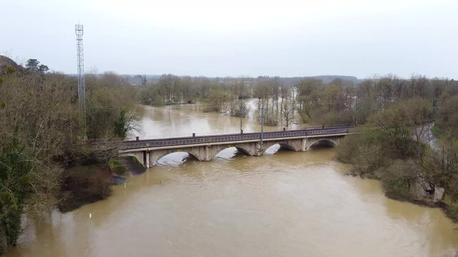 Inondations et crues historiques 2025 de la Vilaine au sud de Rennes, Le Bo&euml;l, Bruz, Guichen