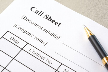 予約受付管理表（Call-Sheet）を記入して予約管理業務を行う
