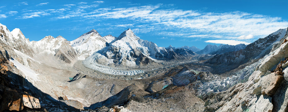 Beautiful view of mount Everest, Lhotse and Nuptse from Pumo Ri base camp wikt beautiful clouds on sky - way to Everest base camp, Khumbu valley, Sagarmatha national park, Nepalese Himalayas mountains
