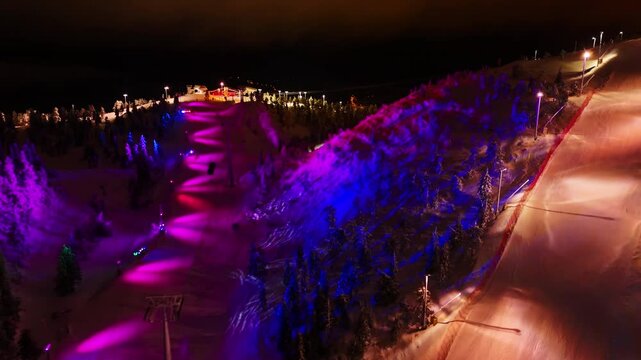 Drone station de ski illumin&eacute; Laponie Finlandaise