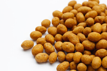 Coconut cream coated peanuts snack