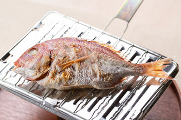 鯛の塩焼き