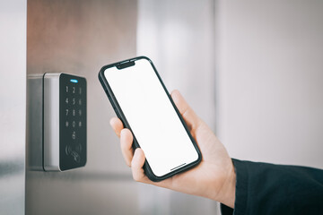 Seamless Smartphone Access Control for Modern Security Solutions