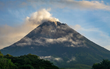 Fototapeta premium the beauty of mount merapi