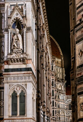 Obraz premium The Duomo In Florence, Italy At Night After A Rain Shower