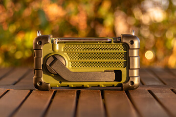 Portable Hand-Crank Dynamo Radio With Durable Design and Outdoor Functionality