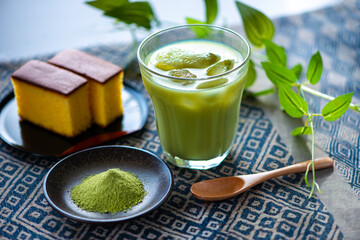 抹茶イメージ　抹茶ラテ