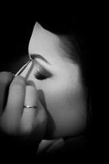 Eyebrow tinting, eye makeup