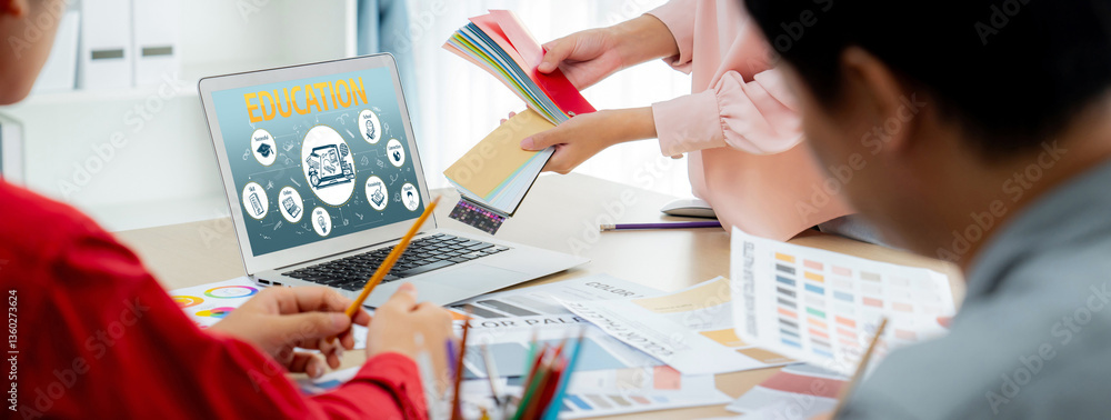 Aufkleber e-learning website with sofware for student to study online on the internet network brisk
