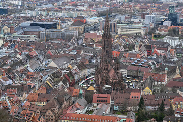 Freiburger Münster aus verschiedenen Perspektiven