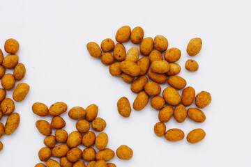 Coconut cream coated peanuts snack