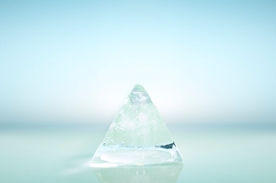 ice, block, pyramid, pedistal, gradient, background, sculpture, blue, green