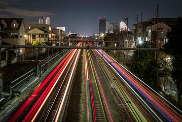 Fototapeta premium 走行する列車の軌跡