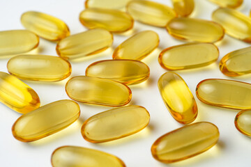 Oil filled capsules, softgel of food supplements, fish oil, omega 3, vitamin D3, vitamin E