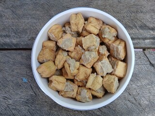 Bakso Tahu is a traditional food from Ungaran, Central Java, Indonesia. This food made from tofu which filled with meatballs.