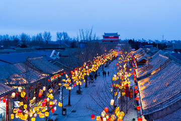 Shanhaiguan Great Wall at night， The word in the photo translates as "Shanhaiguan"