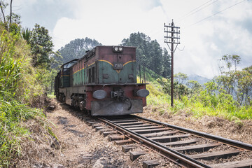 the famous old train in Sri Lanka