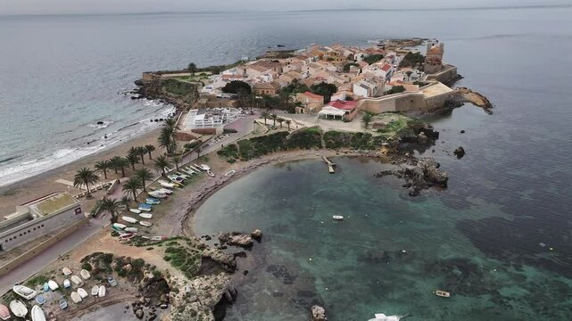 Isla de Tabarca en Santa Pola, Alicante, a vista de drone