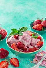 homemade strawberry ice cream