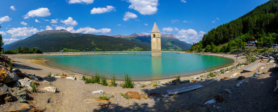 Am Reschensee, Vinschgau, Italien