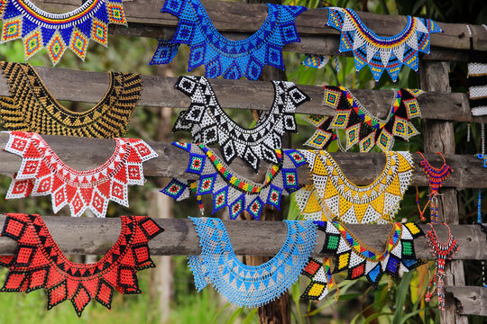 Panamanian crafts in Tole Chiriqui, Panama