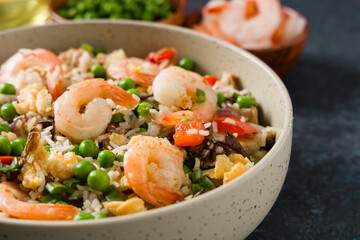 Fried rice with vegetables and seafood