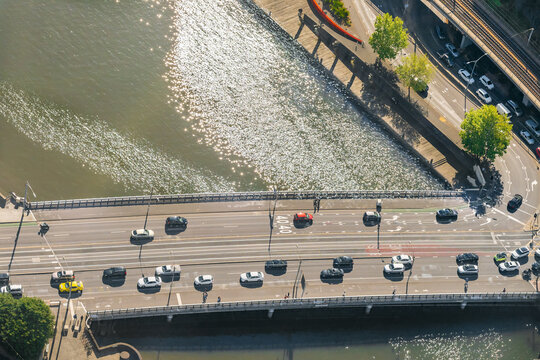 Aerial view of traffic on Queens Bridge over the Yarra River in Melbourne