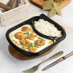 Creamy Indian dish with rice