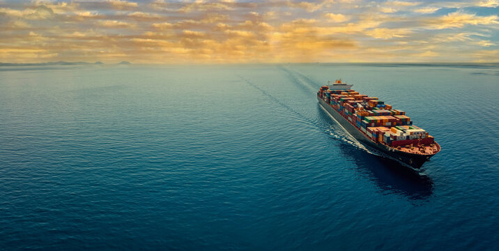 Global business import export logistic freight shipping transportation international
