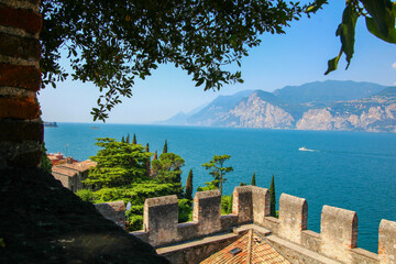 Beautiful overview of the lake Lago di Garda in Italy