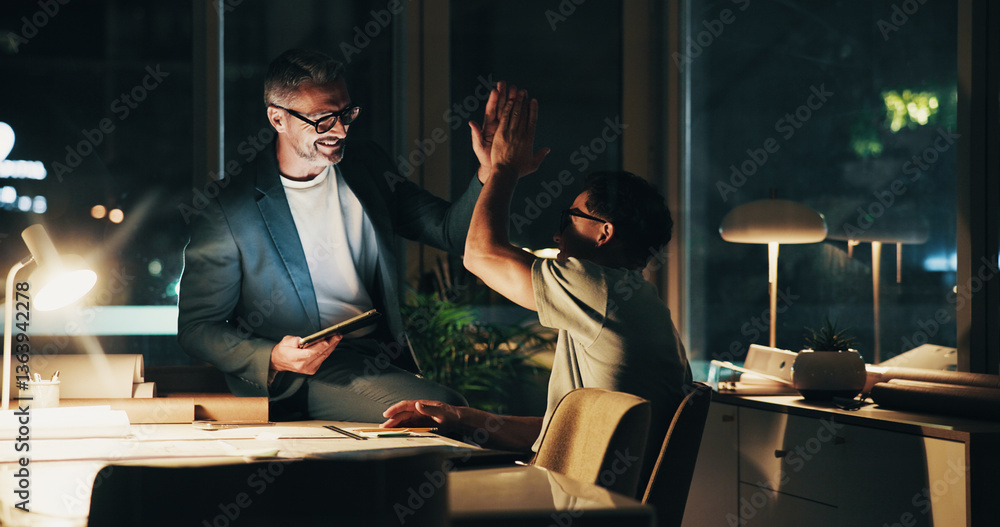 Aufkleber night, programmer meeting and high five for feedback, success and overtime work for partnership. bus