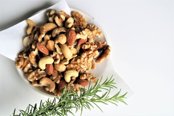 ポリポリ美味しい栄養あるナッツ色々　背景