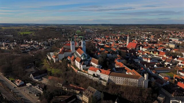 Freisinger Dom Germany, Bavaria aerial view in winter in sunny weather without snow. Dom St. Maria und St. Korbinian in Freising Deutschland, Bayern Luftaufnahme im Winter bei sonnigem Wetter. 