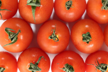 真っ赤なミニトマトの宝石箱