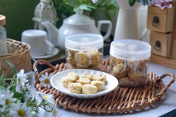 Almond Sugee Cookies are rich, buttery, with a nutty almond flavor, a popular kuih during Hari Raya