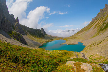 Avusor plateau and Avusor lake