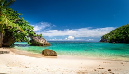 Obraz premium secluded tropical lagoon paradise beach cove