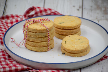 Savory shortbread cookies made with black pepper and  rosemary