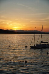 Sonnenuntergang auf Krk am Mittelmeer