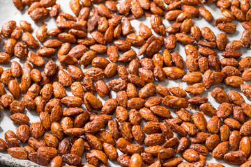 Homemade Caramelized Cinnamon Almonds