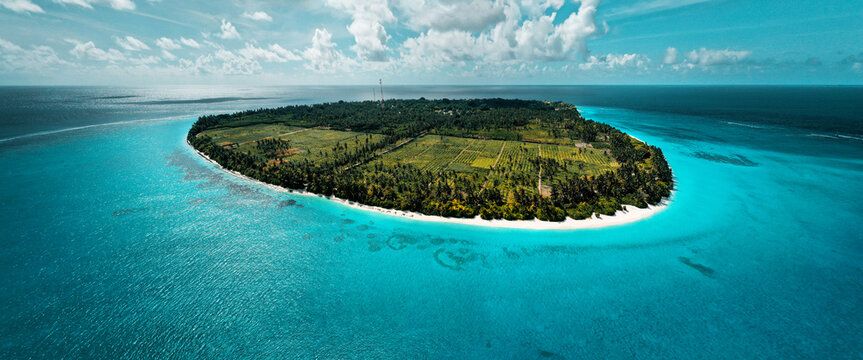 Thoddoo Maldives