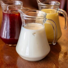 horchata, jamaica y jugo de piña. hibiscus cold tea and pineapple juice