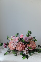 arranjo de  flores  para casamento com  espaço para texto 