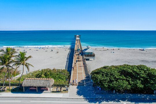 Juno Beach Pier