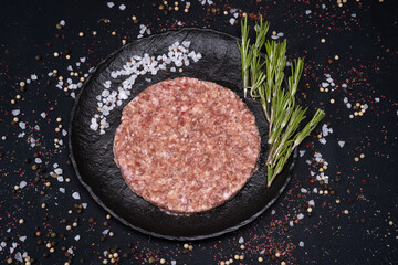 raw minced meat