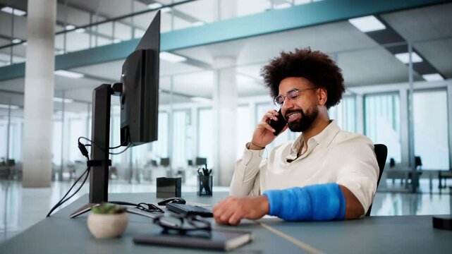 Broken Arm Injured Worker Compensation Coverage