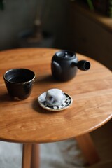 緑茶とおやつの豆大福